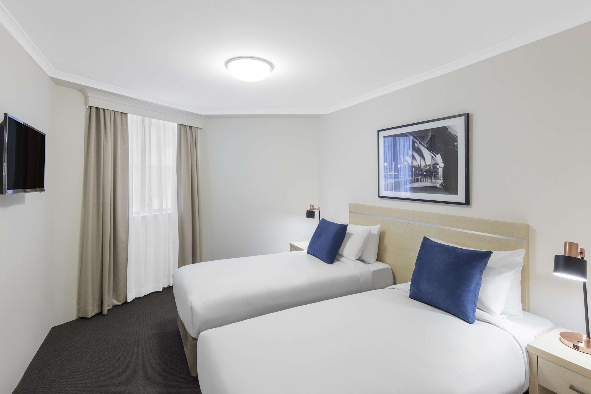 Oaks Sydney Castlereagh Suites Bagian luar foto