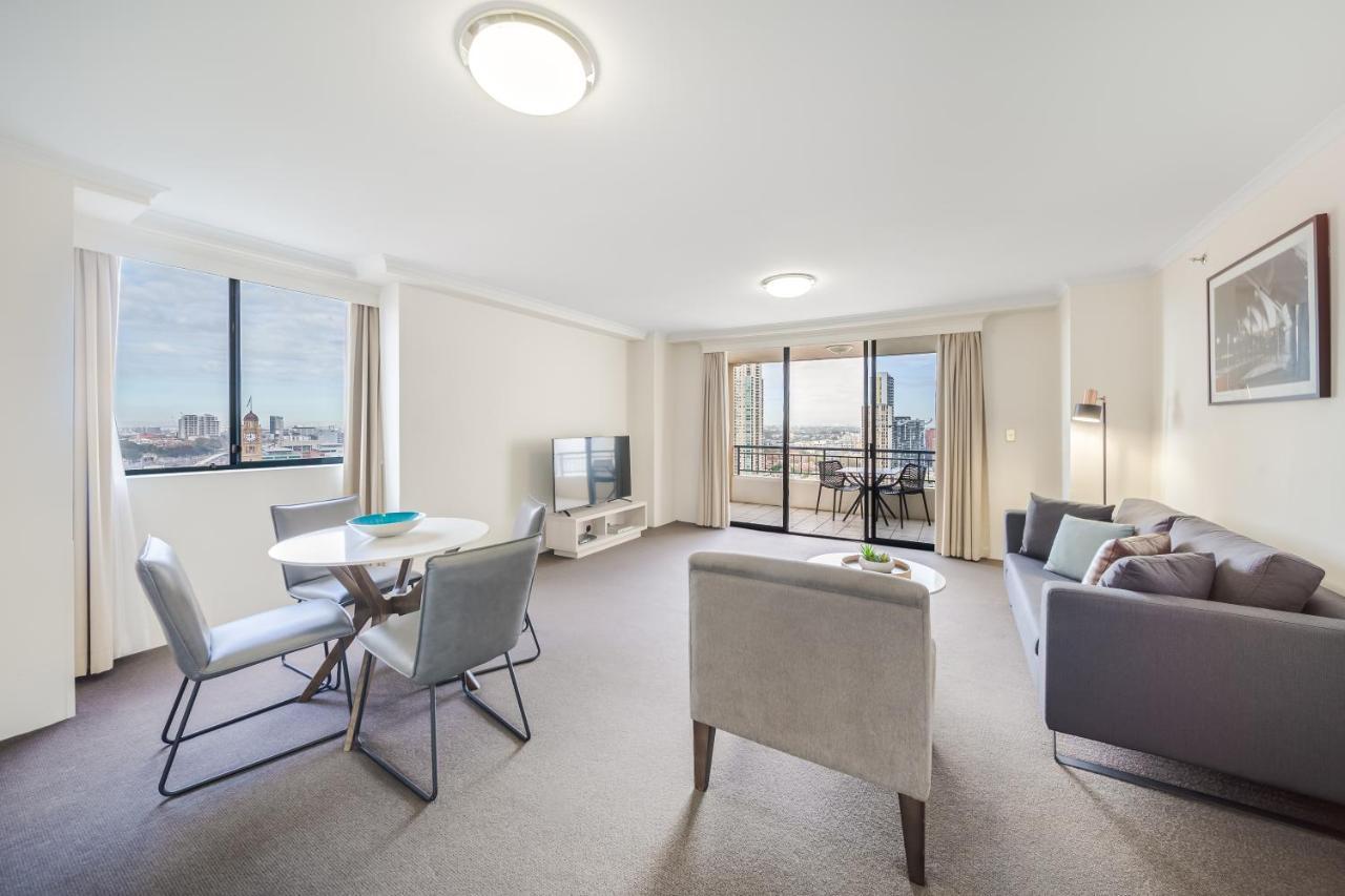 Oaks Sydney Castlereagh Suites Bagian luar foto