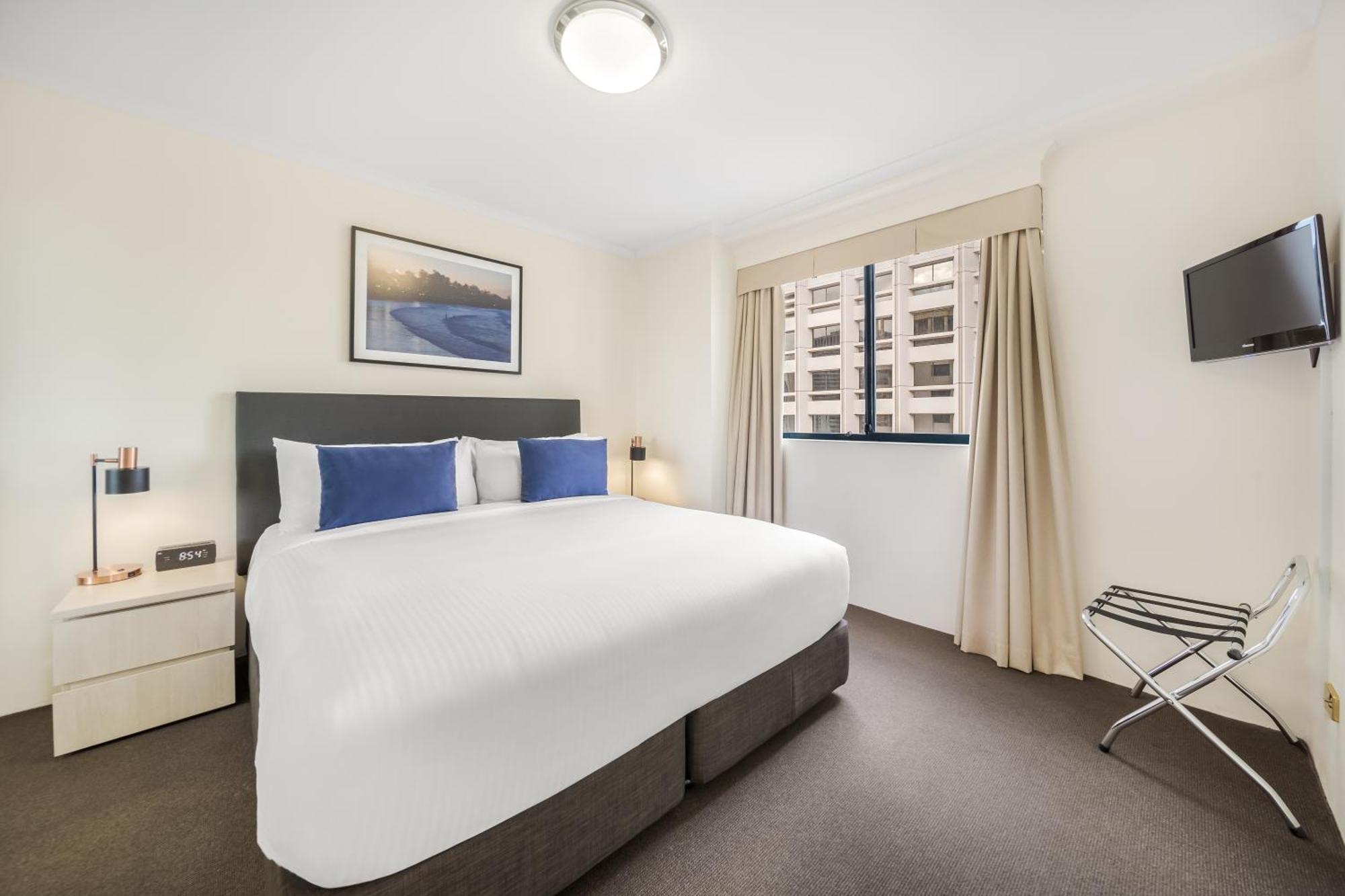 Oaks Sydney Castlereagh Suites Bagian luar foto