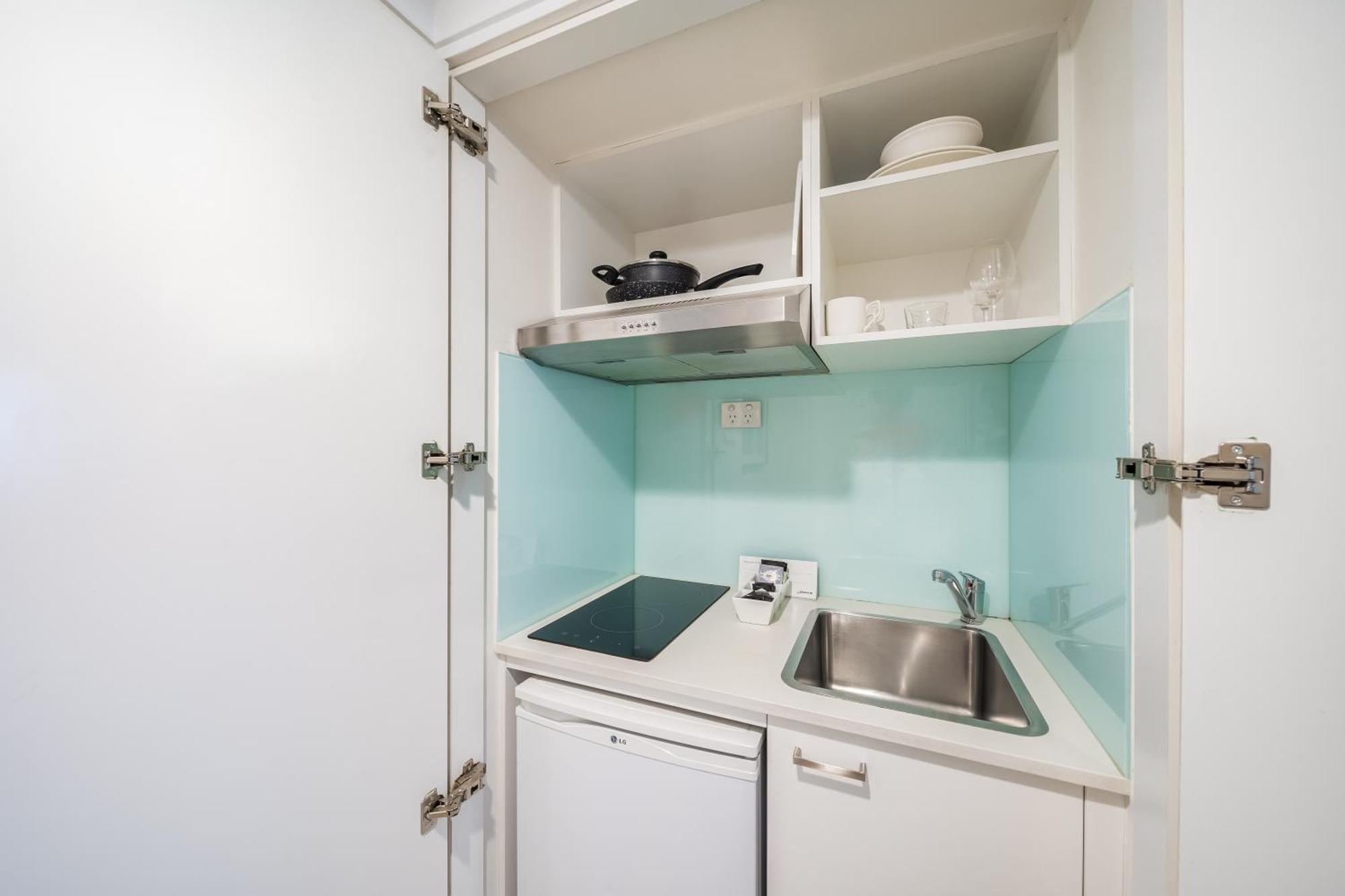 Oaks Sydney Castlereagh Suites Bagian luar foto