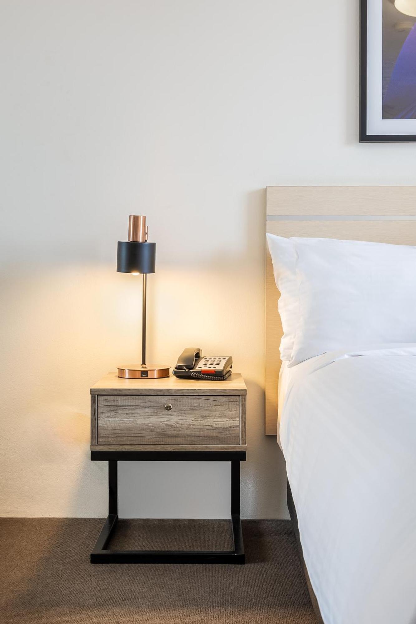 Oaks Sydney Castlereagh Suites Bagian luar foto